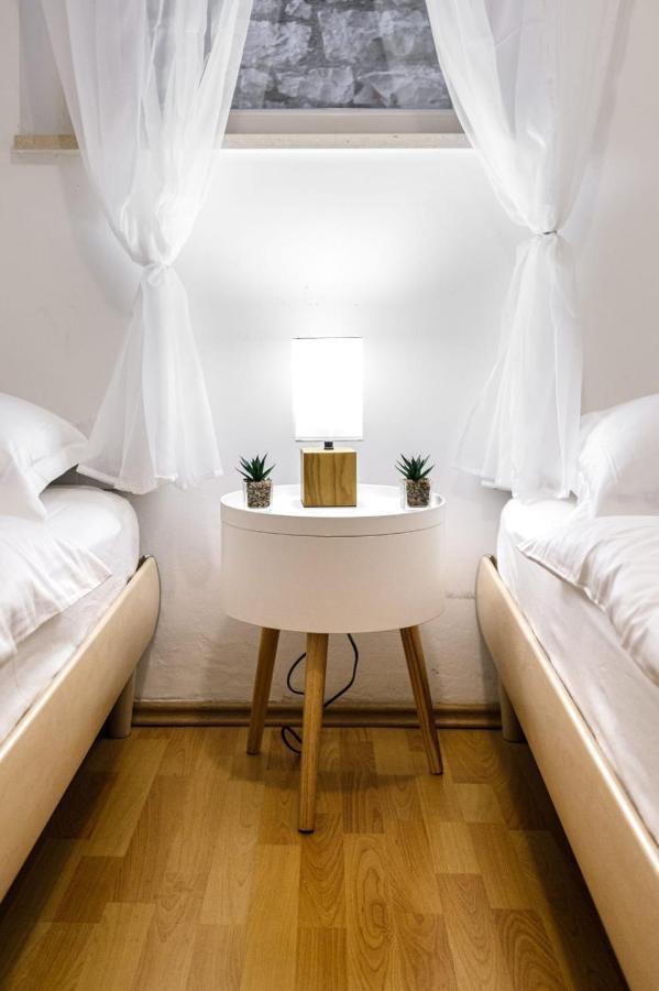 Apartmani P&S Supetar Εξωτερικό φωτογραφία